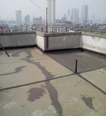 广州市漏水维修 楼顶漏水是什么原因，楼顶漏水维修方法是什么?